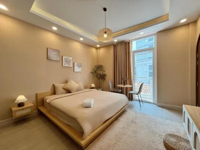 Deluxe-Doppelzimmer mit Balkon — AMANA Hotel & Residence - Vo Thi Sau